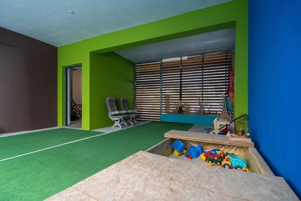 Central, Parking, Play Area, 1Km To The Sea Heraklion Zewnętrze zdjęcie